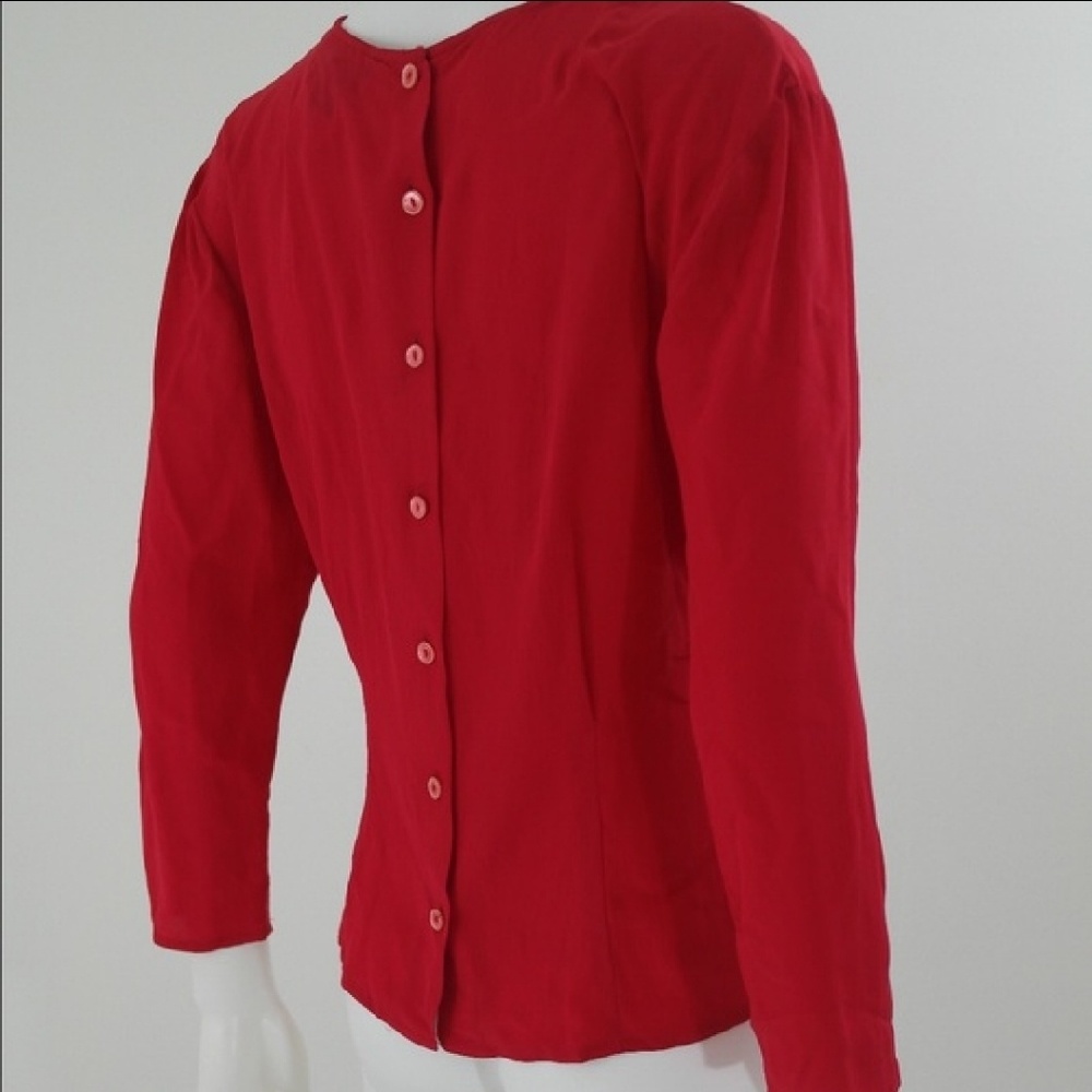 Back Button Top Sophisticates Petites